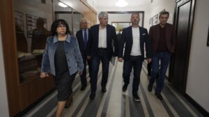 ОБРАТ! Финансовият министър: Бюджетът не е изтеглен