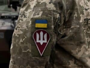 Принудителна мобилизация в Украйна: Журналисти и хуманитарни работници сред насилствено задържаните