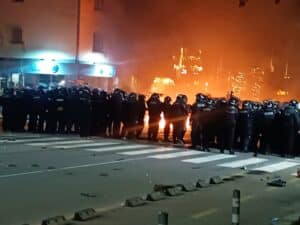 След размириците: Политически реакции и взаимни обвинения (ОБОБЩЕНИЕ)