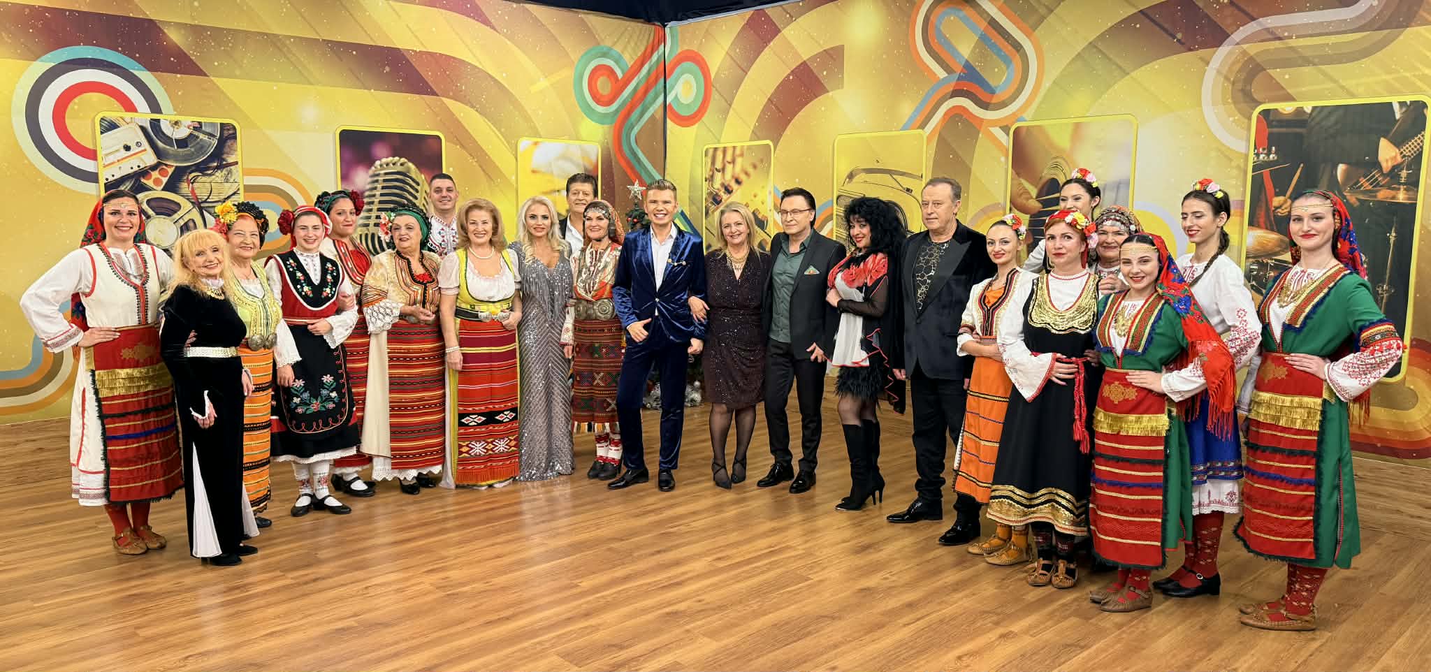 На 25 декември от 21 00 часа телевизия 8222 Евроком 8220 и предаването