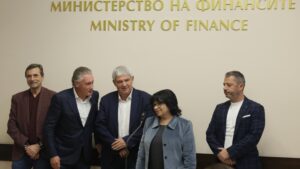 Финални преговори преди Тристранката: Започват решаващи срещи по бюджета за 2026 г.