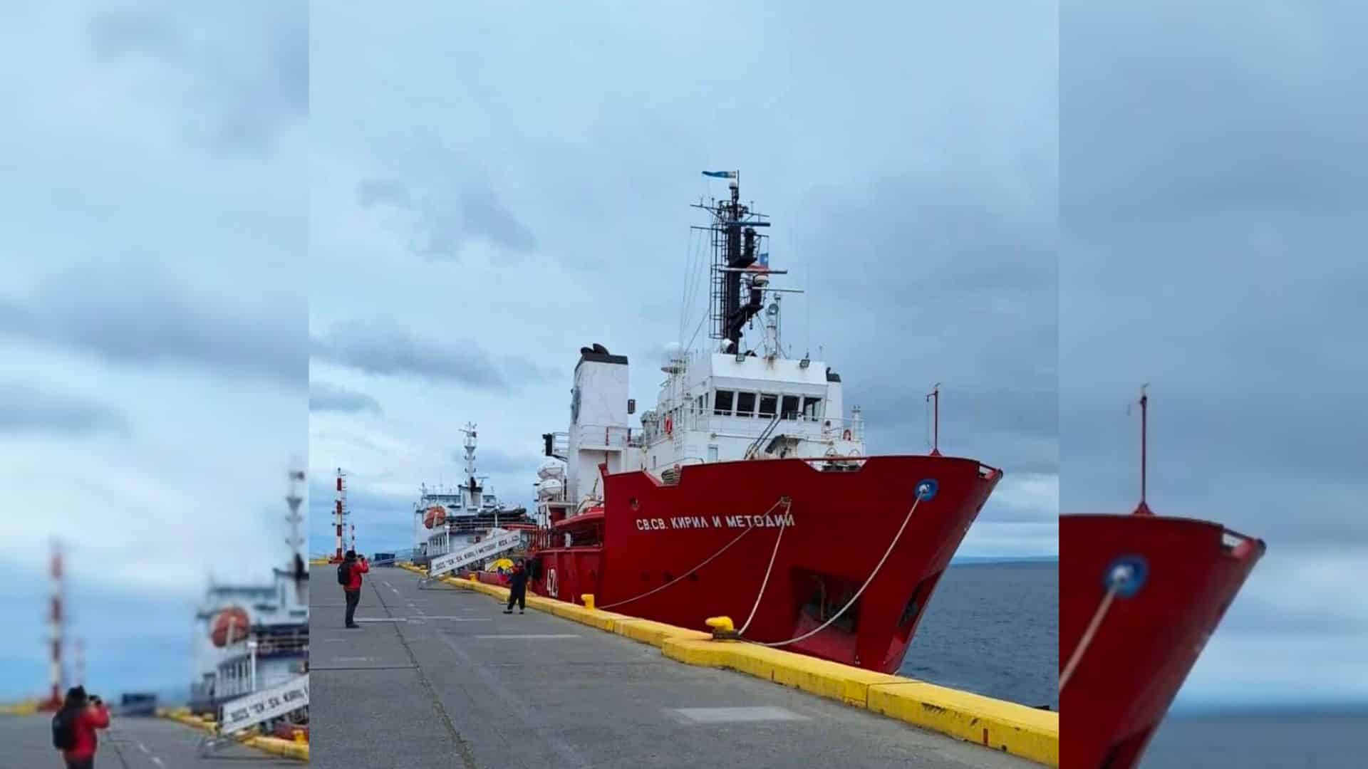 Българският научноизследователски НИК 421 вече е достигнал бреговете на остров