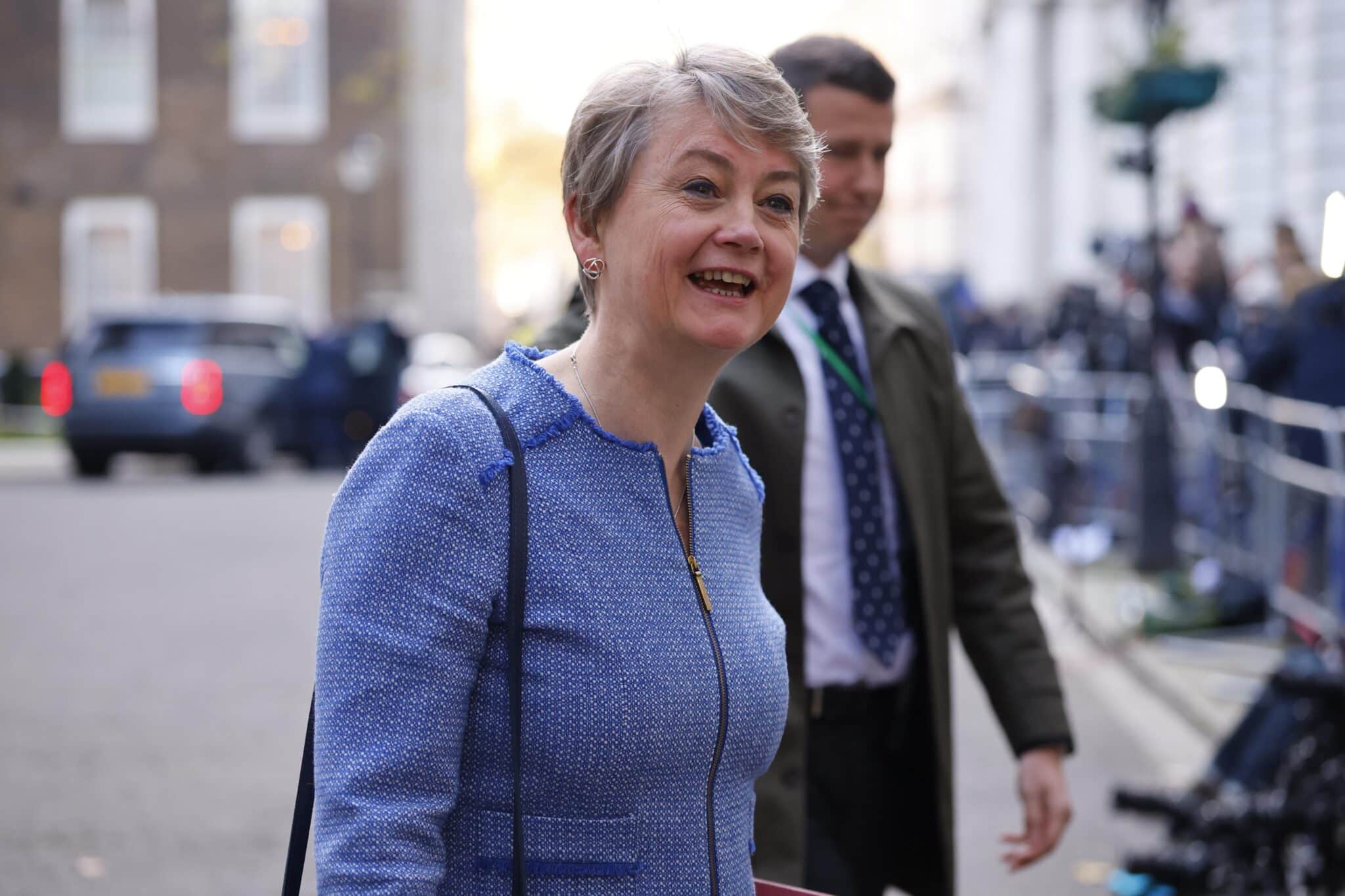 Британският външен министър Ивет Купър ще се срещне в понеделник