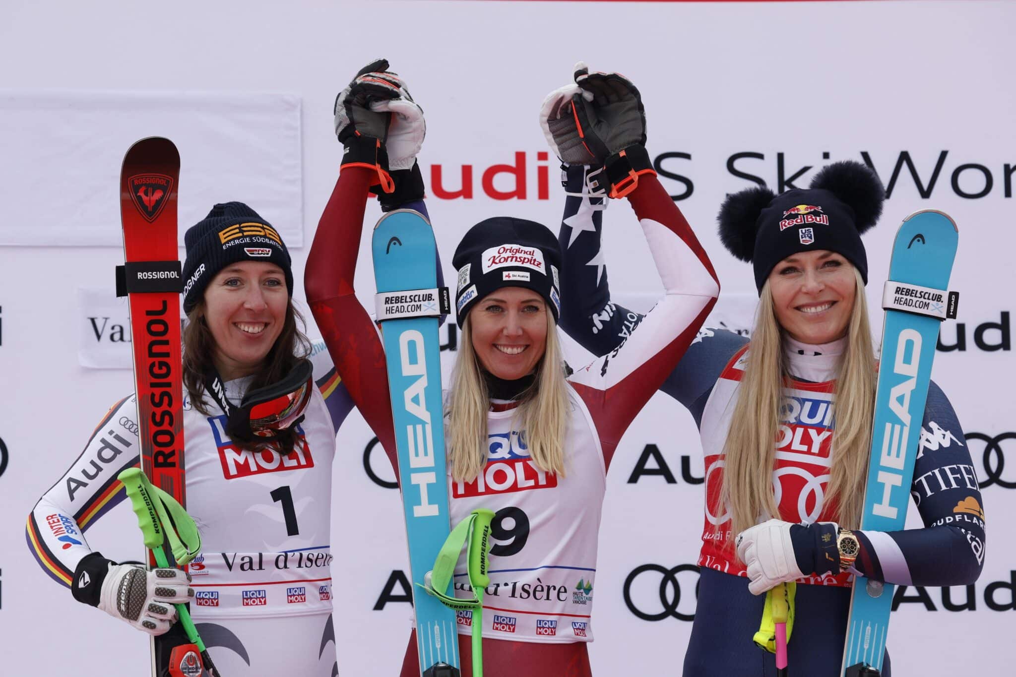 Австрийката Корнелия Хютер спечели спускането за световната купа в алпийските