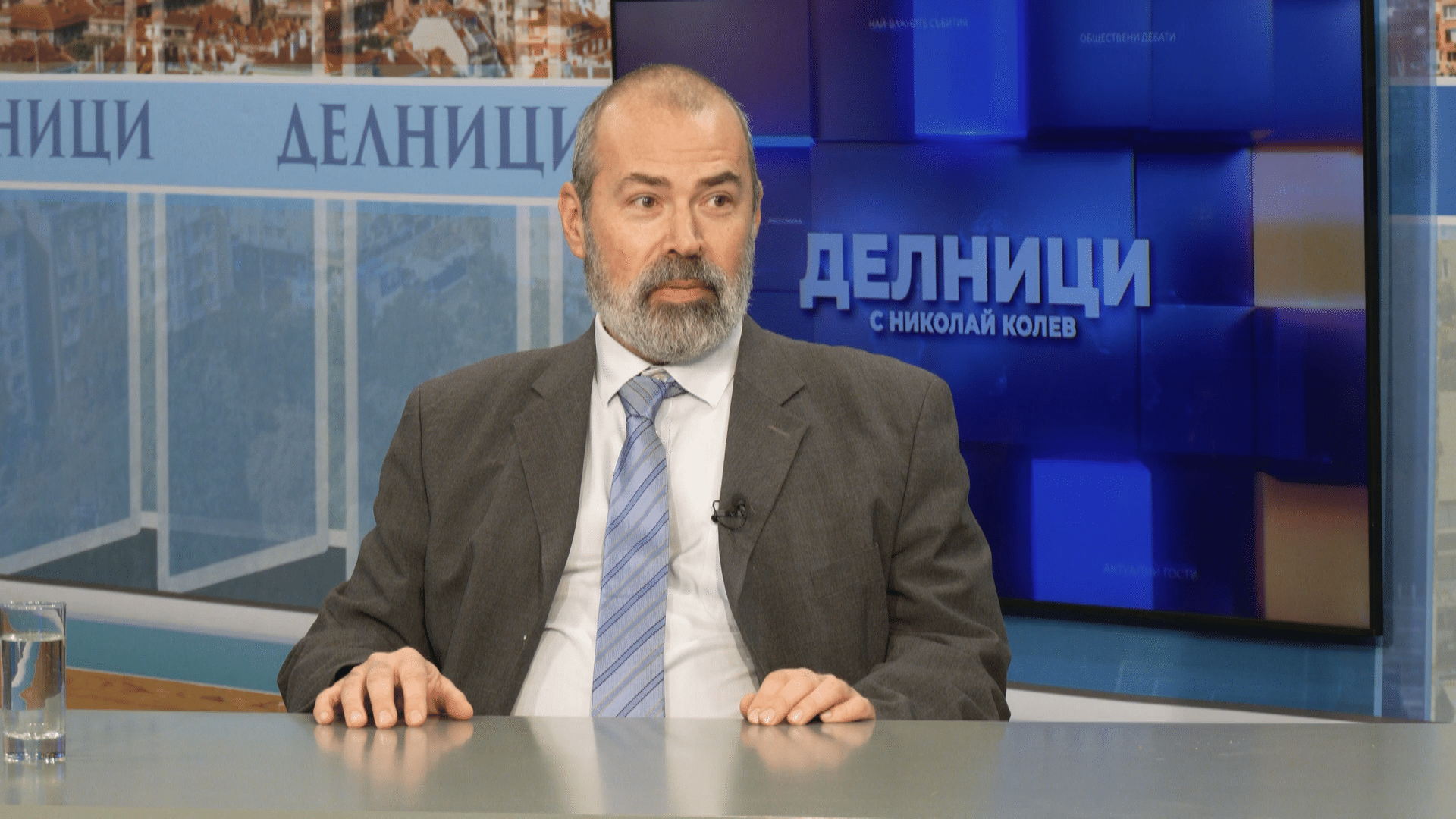 8222 Христо Попов Хората от протестите искат мир нов изборен