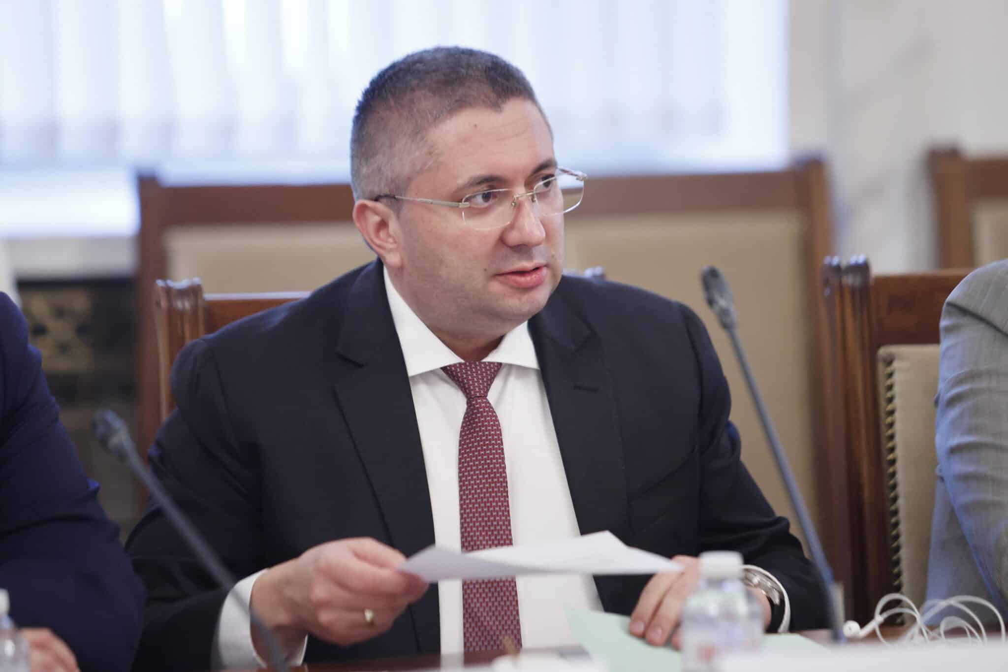 Парламентарната комисия по регионална политика благоустройство и местно самоуправление не