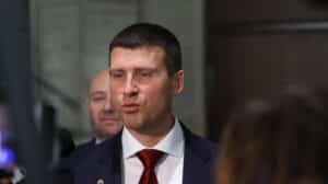 Ивелин Михайлов: Напрежението ще ескалира, ако кабинетът не подаде оставка