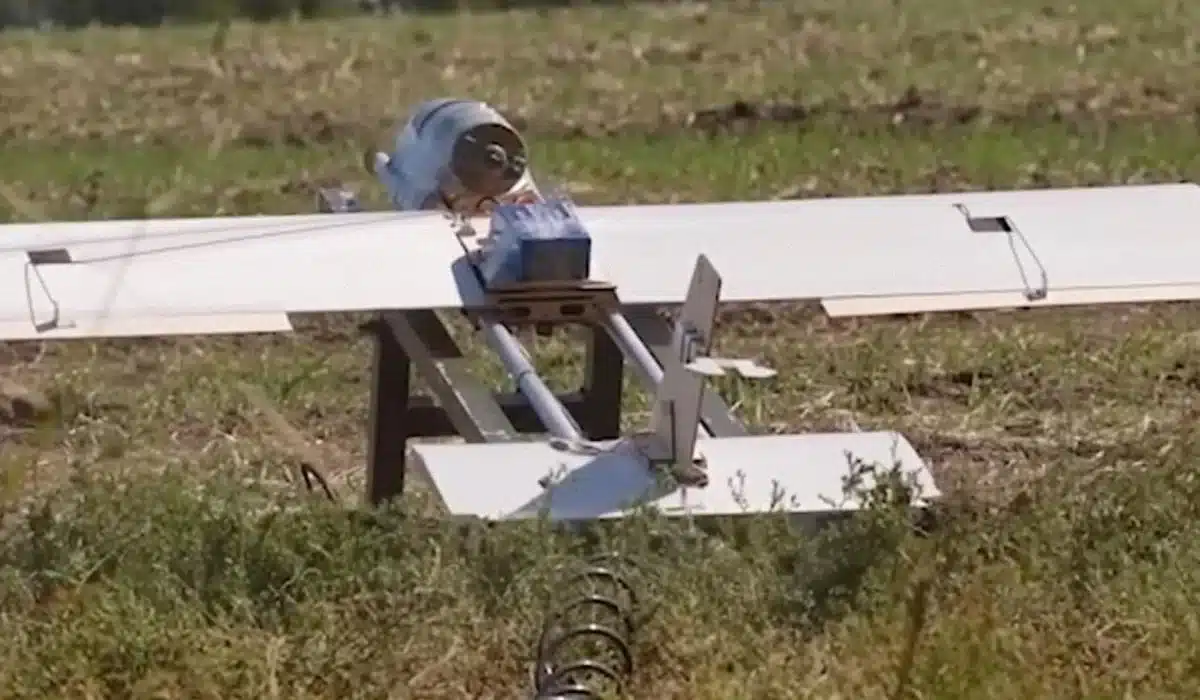 Руският ударен дрон Молния 2 постави нов рекорд за далечина