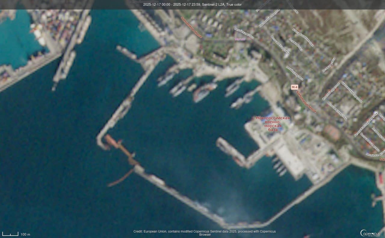 В Новоросийск след атака на украински подводни дронове Sub Sea