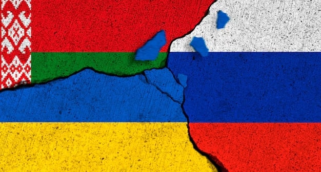 Точно преди 34 години официално е сложен краят на Съветския