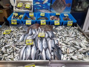 От шаран до октопод: Какво купуват търновци преди Никулден