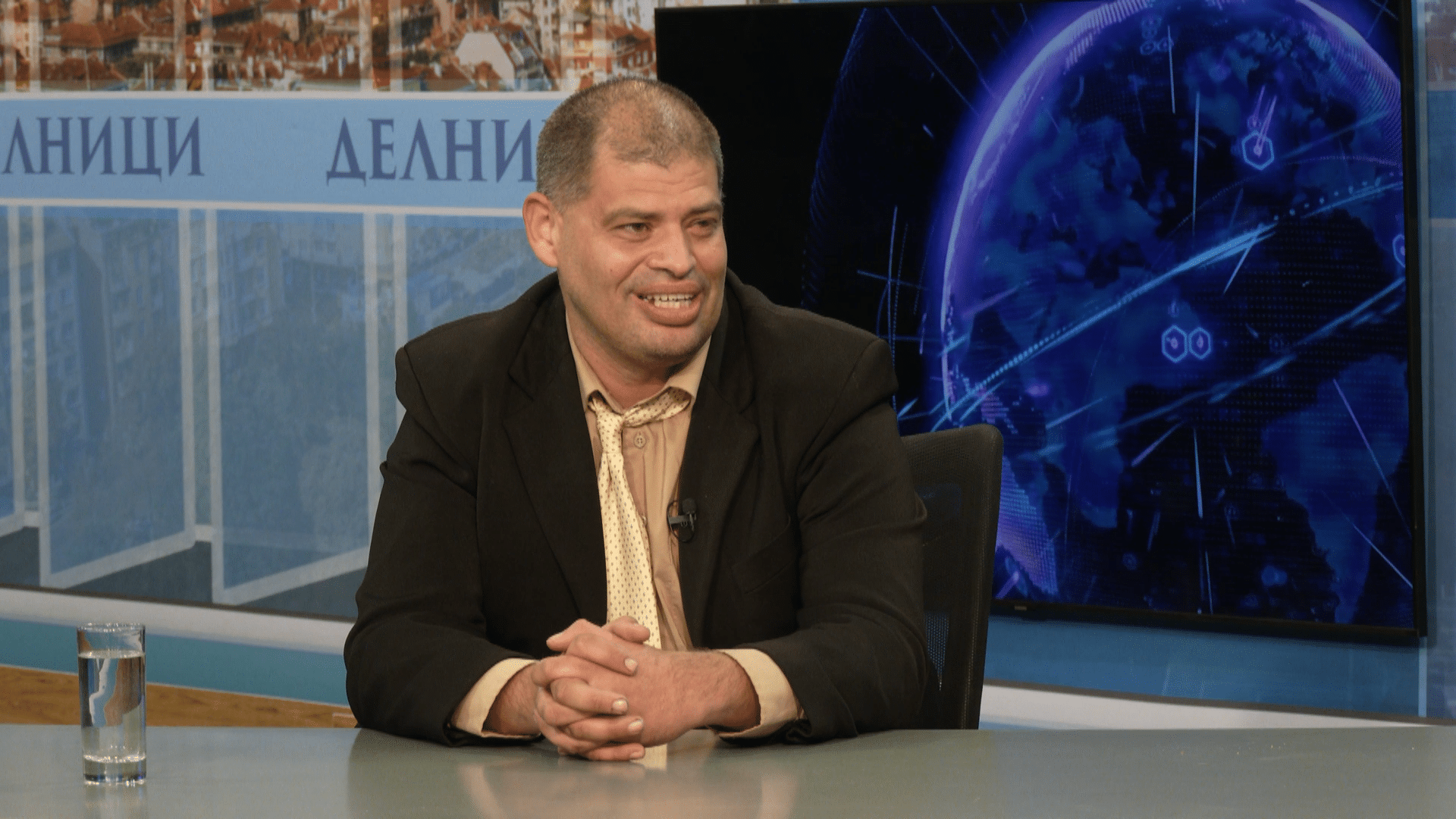 Георги Симеонов е 42 годишен мъж от Горна Оряховица който