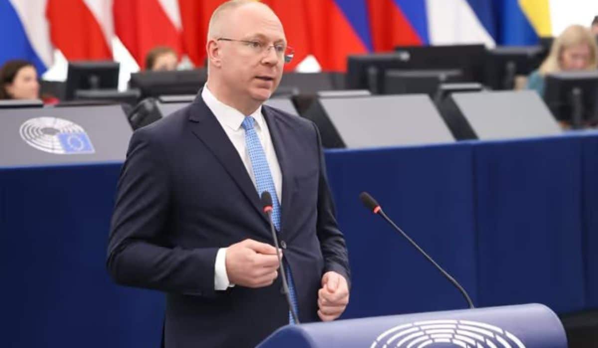 Евродепутатът от Възраждане председател на европейската партия Европа на суверенните