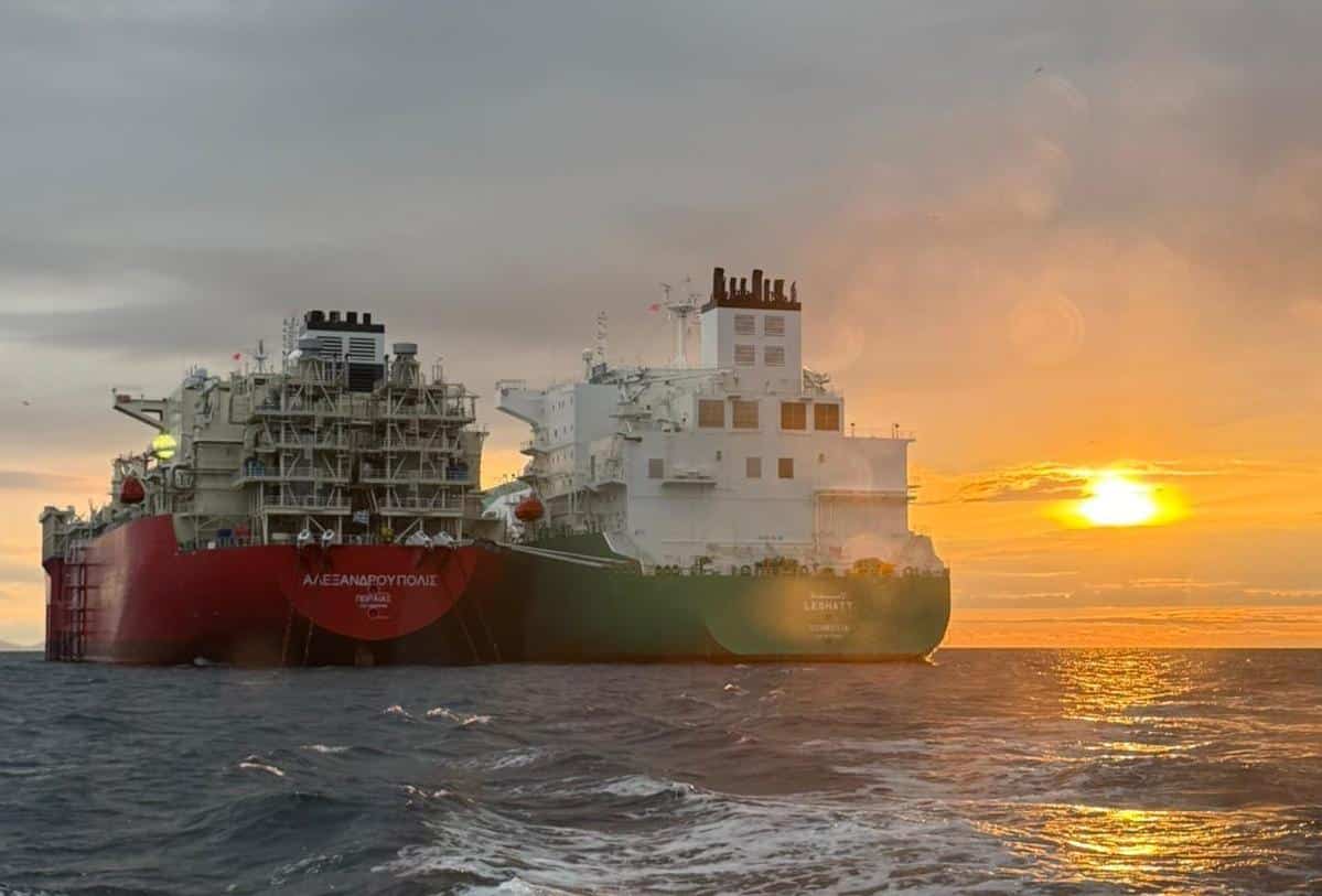 На терминала за втечнен природен газ край град Александруполис Гърция