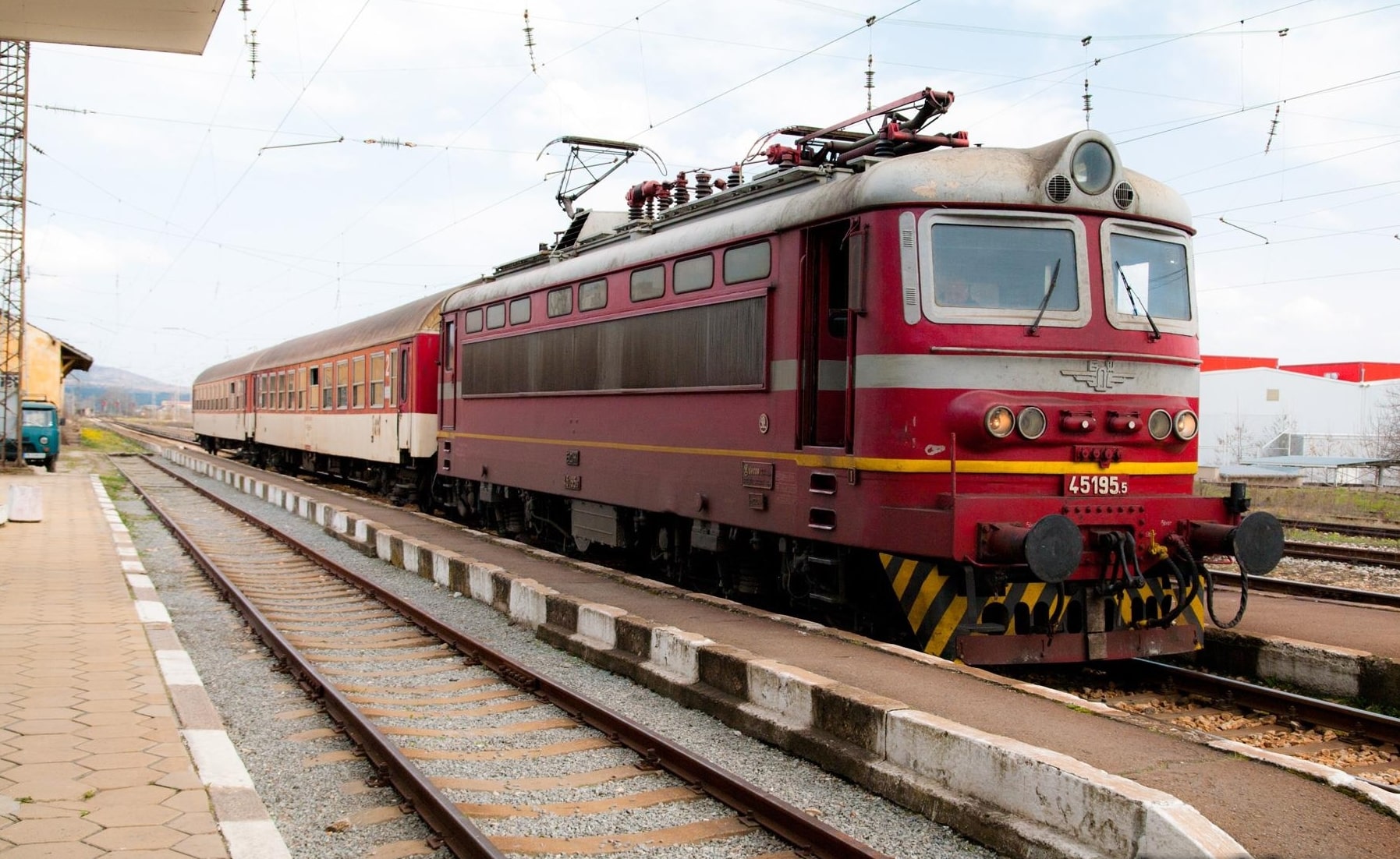 Дете на 2 години и неговата 35 годишна майка са