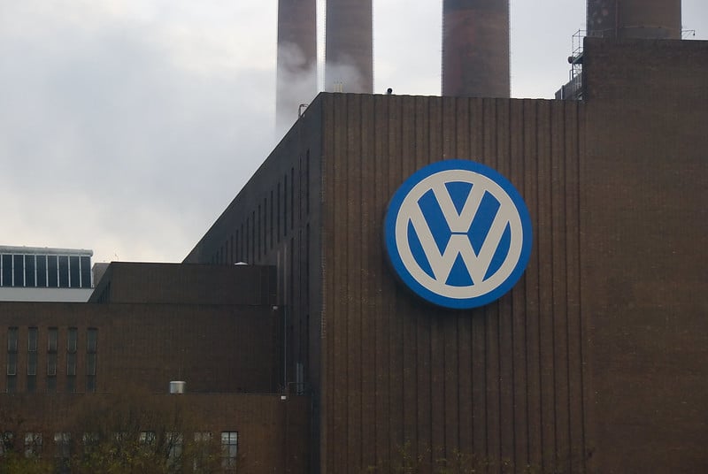 Volkswagen ще прекрати производството в завода си в Дрезден Това