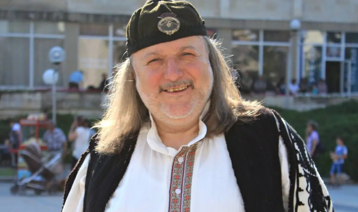 8222 Обществото има крещяща нужда от духовен център 8220 Това