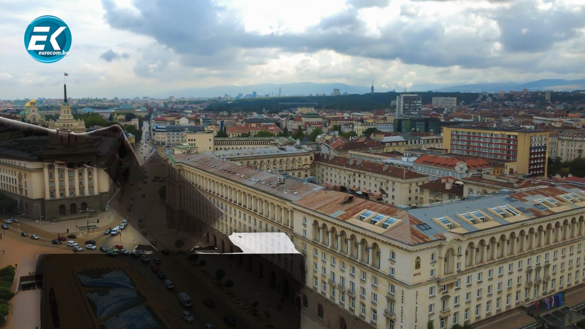 Политическата обстановка в страната остава напрегната като партиите не демонстрират