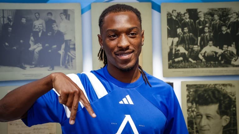 Десният защитник Алдаир няма да започне зимната подготовка на Левски