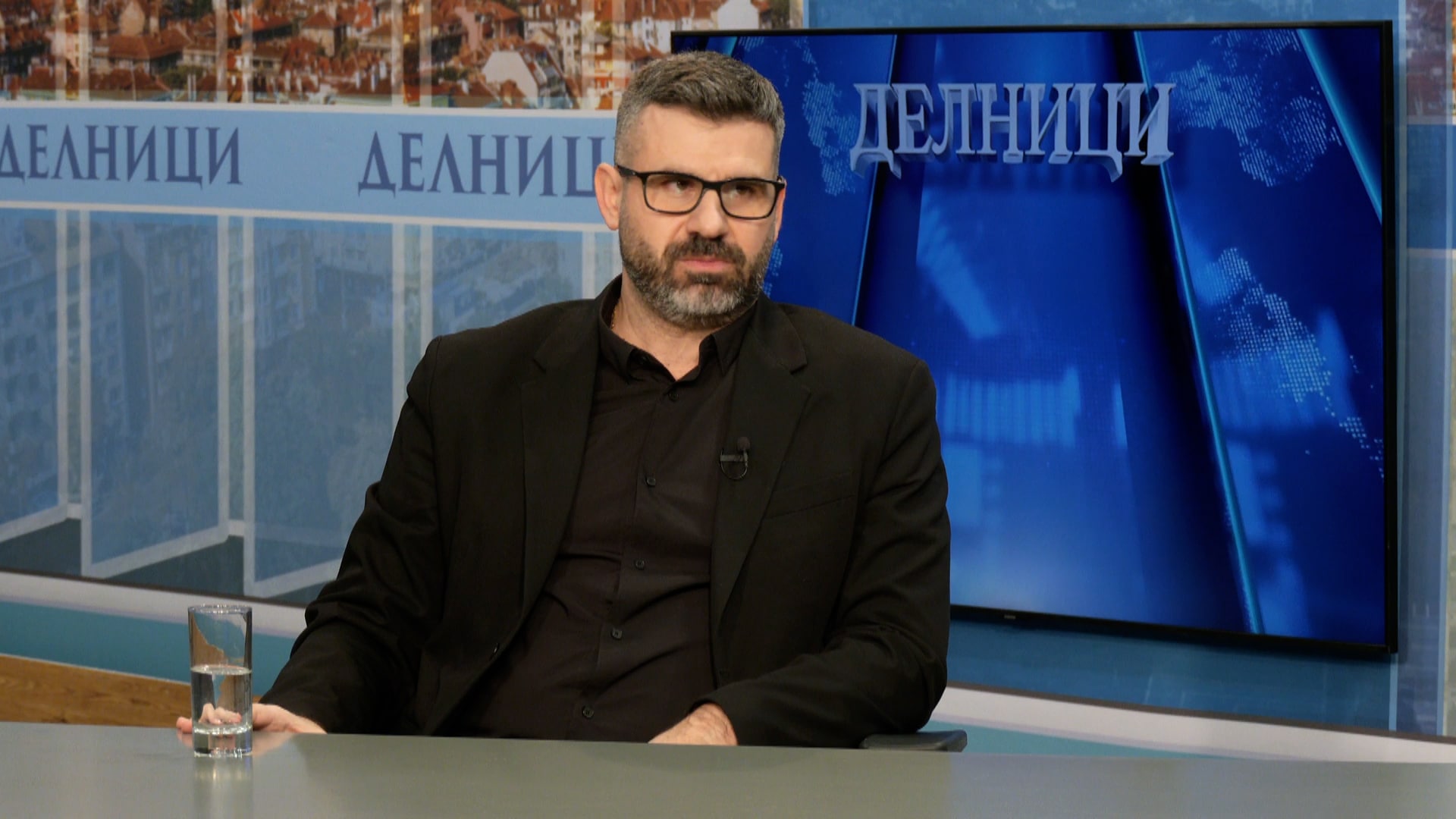 8222 Ще покажем че в България могат да се правят