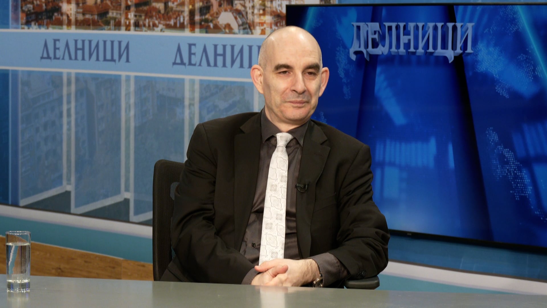 8222 Цънцарова се държеше като персонал на ПП ДБ Всеки