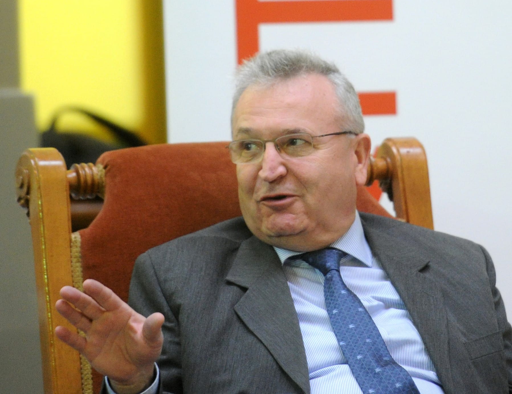 Присъединяването на Румъния към еврозоната трябва да се превърне в