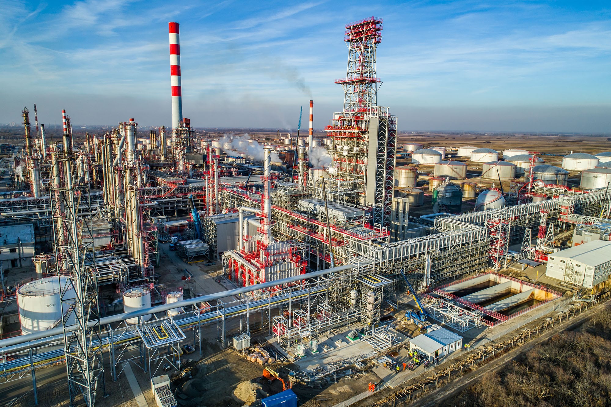 Петролната рафинерия на сръбската компания НИС която попада под американски