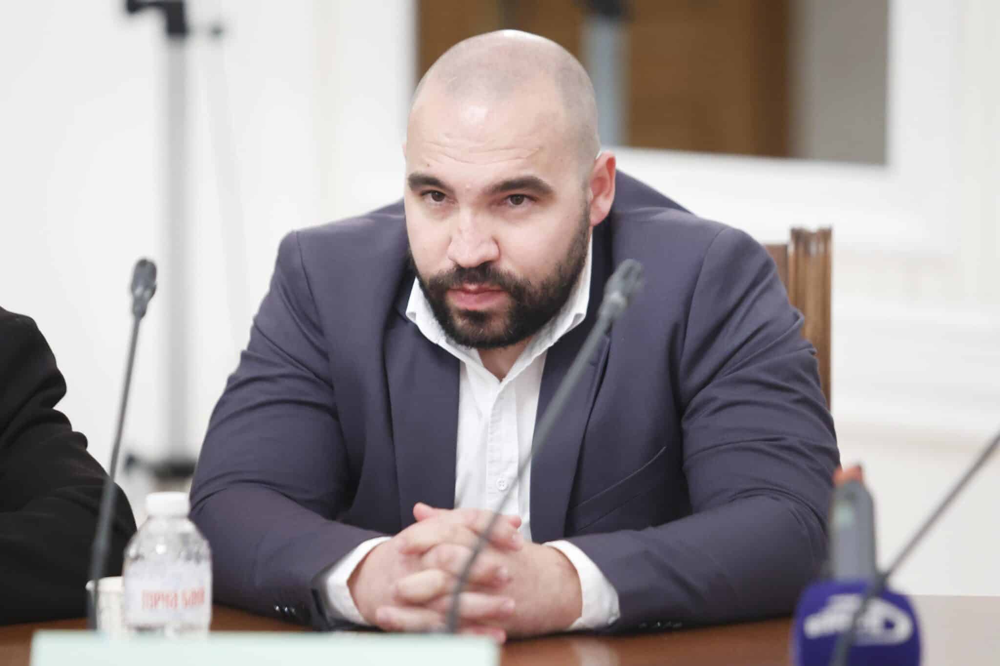 Европейската комисия окончателно е 8222 вдигнала ръце 8220 от управлението