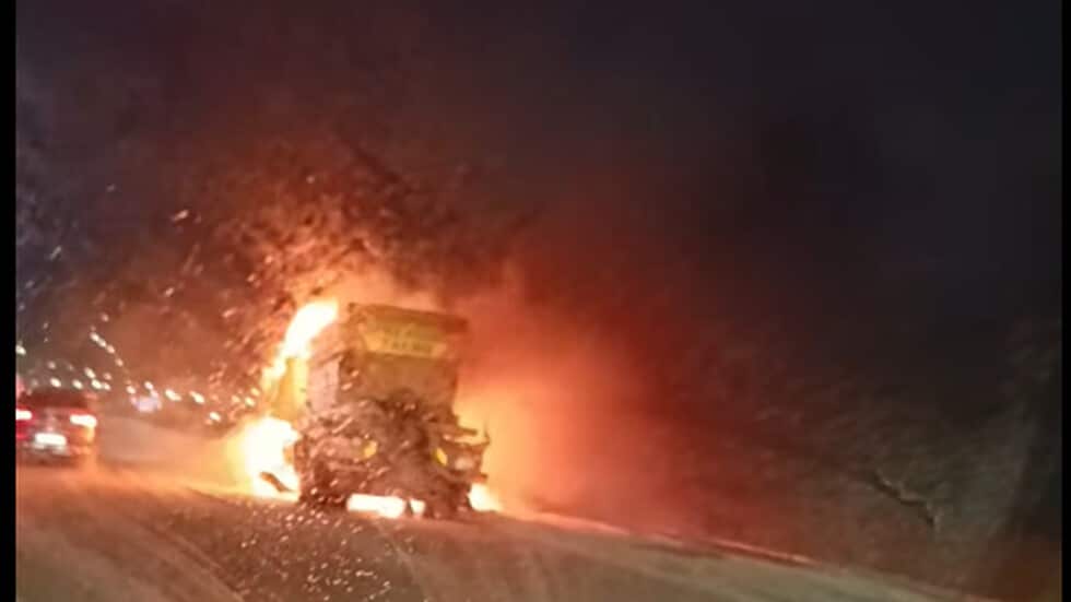 Сериозно задръстване се е образувало в посока Бургас след като