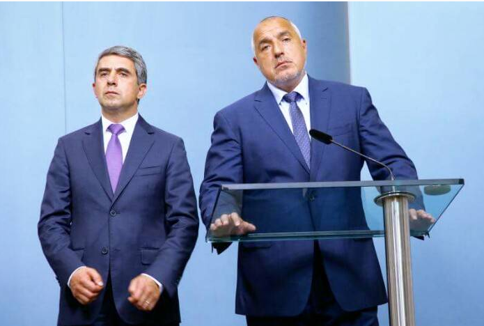 Бойко Борисов и Росен Плевнелиев с първа копка на сградата на първия суперкомпютър