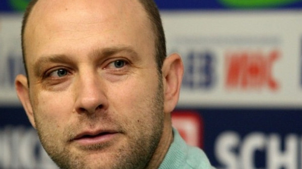 Тити Папазов е с COVID-19