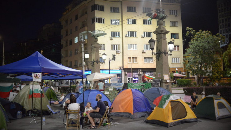 Протестиращи: Орлов мост да бъде преименуван на ул „Протестна“, а бул. „Левски“ на бул. „Майка България“