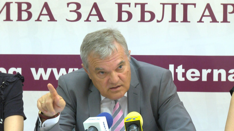 Румен Петков: Брътвежът на Борисов беше циничен опит да избяга от реалността