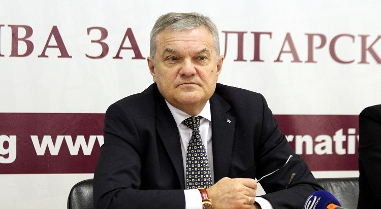 Румен Петков: Главният прокурор Гешев е съучастник на Борисов. Трябваше да има незабавна проверка за шкафчето