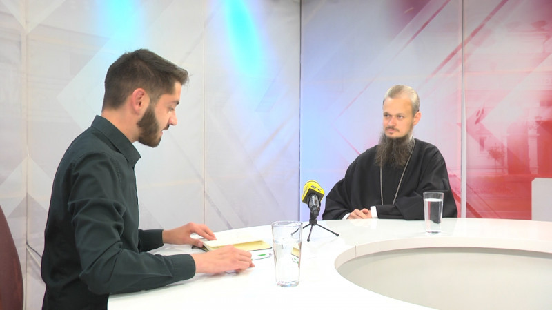 Отец Дионисий с въпроси към 3 посолства у нас (ВИДЕО)