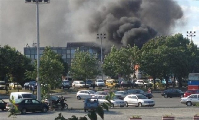 Спецсъдът разпитва свидетели за атентата на летище „Сарафово“