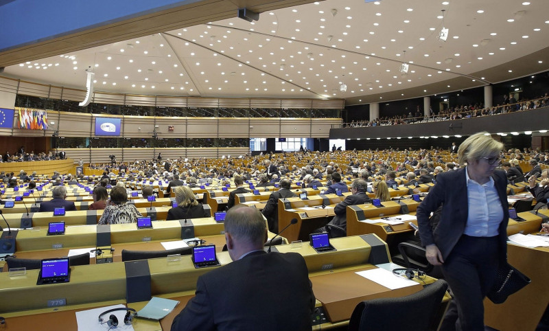 НАПРЕЖЕНИЕ: ЕС призова Турция да се изтегли от Източното Средиземноморие