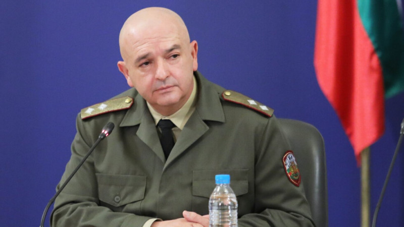 Ген. Мутафчийски вече е „Доктор хонорис кауза“