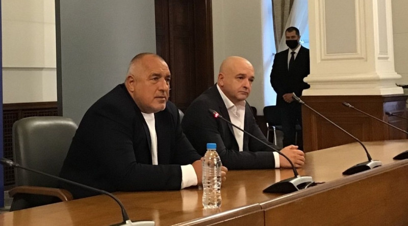ИЗВЪНРЕДНО: Борисов се появи на пресконференцията на Щаба