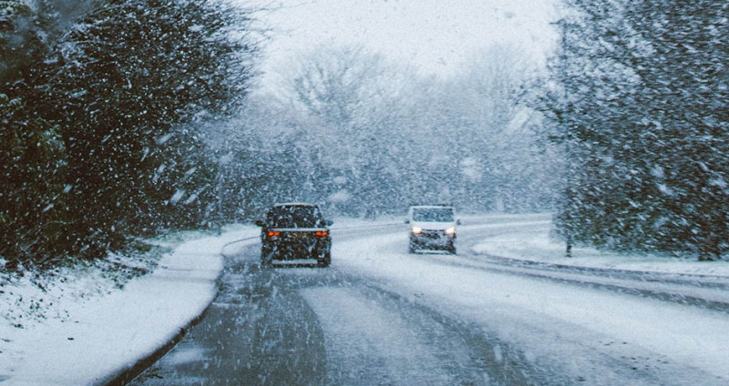 Обявяват жълт код за опасно време, възможно е затваряне на пътища