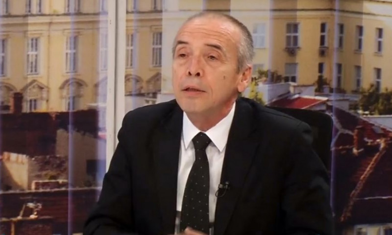 Доц. Мангъров: Крайно време е тези абсурдни мерки да бъдат спрени (ВИДЕО)