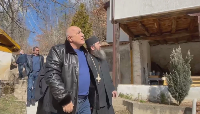 Борисов посети Горноврабчанския манастир, обновен с европейски средства (ВИДЕО)