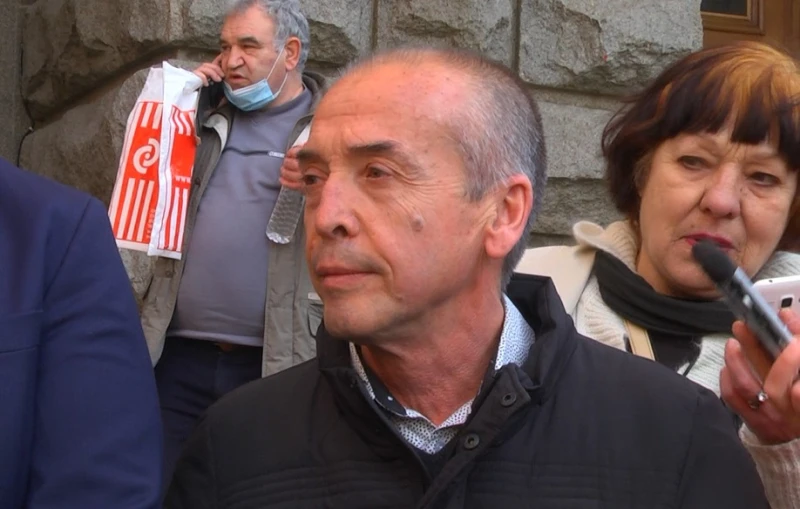 Доц. Мангъров: Заобиколени сме от двойкаджии, абсолютно ще победя Костадин Ангелов във Варна