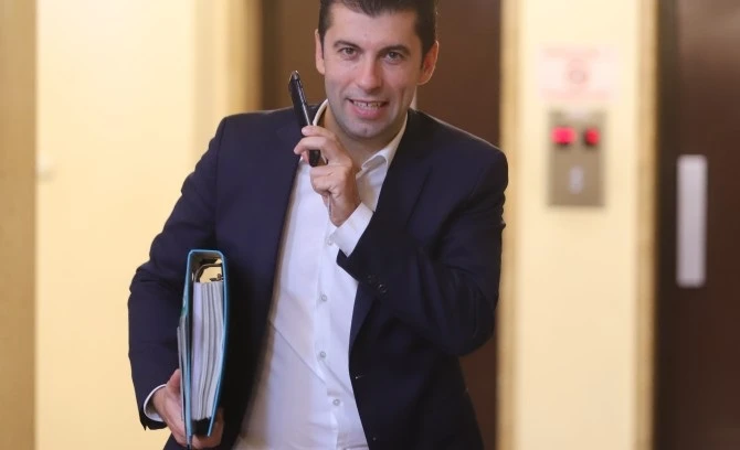 Кирил Петков: Ще сложим нови правила за ББР, борим се за промяната