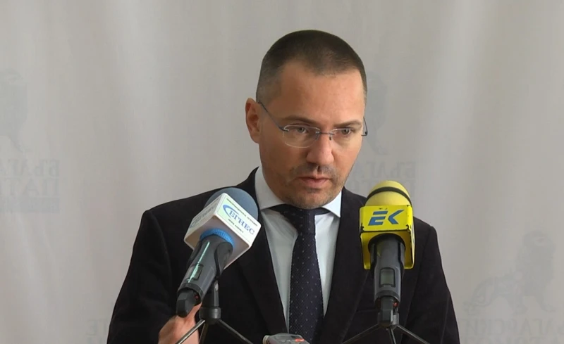 Джамбазки: ВМРО няма общо със санкционираните от САЩ