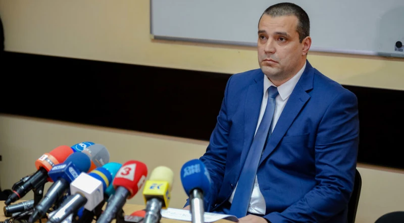 ПО СИГНАЛ ЗА ЗЛОУПОТРЕБИ: Министерството на финансите влиза в АДФИ