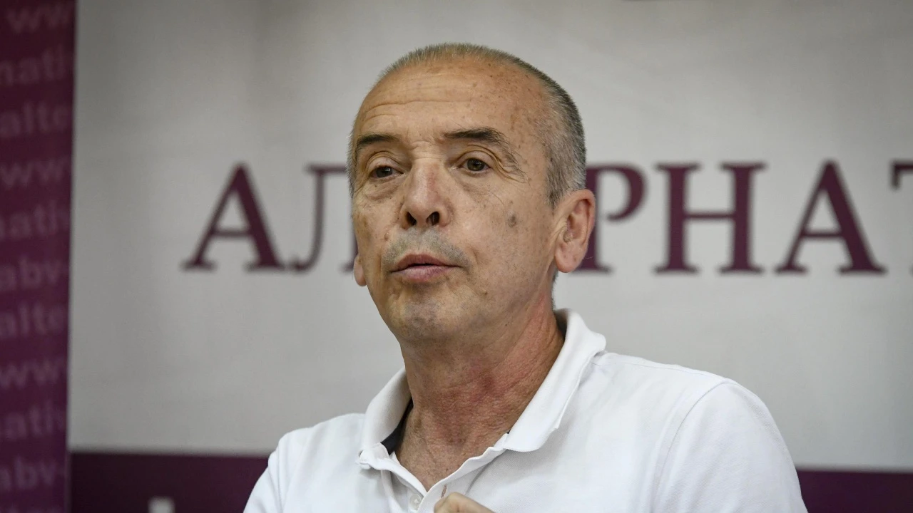 Доц. Мангъров: Лекарският съюз не обели дума, когато НОЩ говореше за чували и трупове