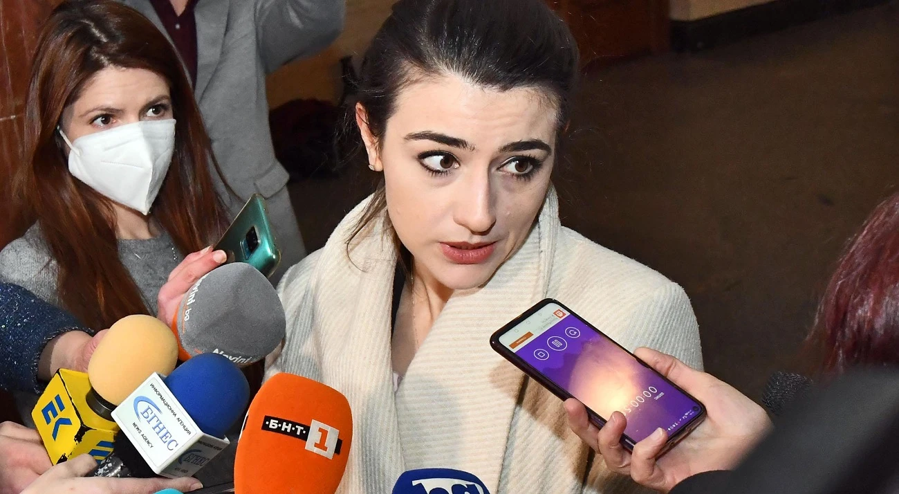 МС: Плаща се на криминално проявени, за да участват в протеста на пожарникарите