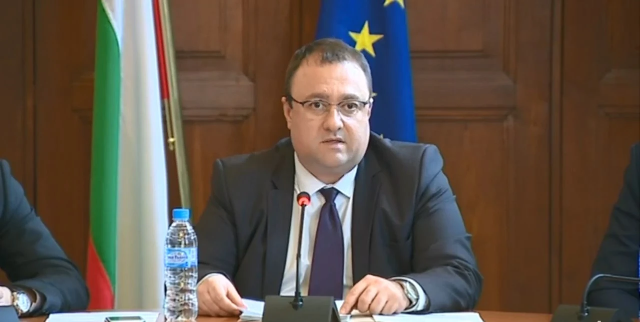 Иван Иванов: Ръководството на „Сортове и семена елит“ АД саботира действията на държавата (ВИДЕО)