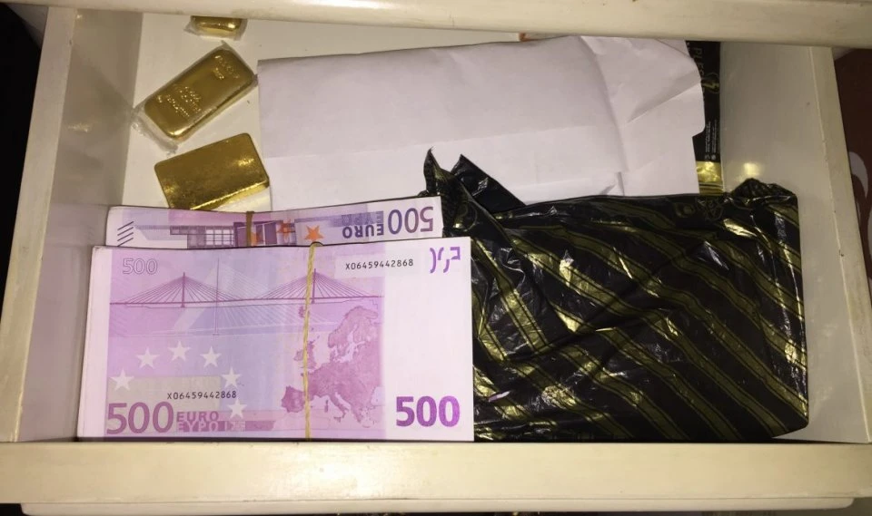 Петорна експертиза показва, че снимките с кюлчетата на Борисов са манипулирани (ВИДЕО)